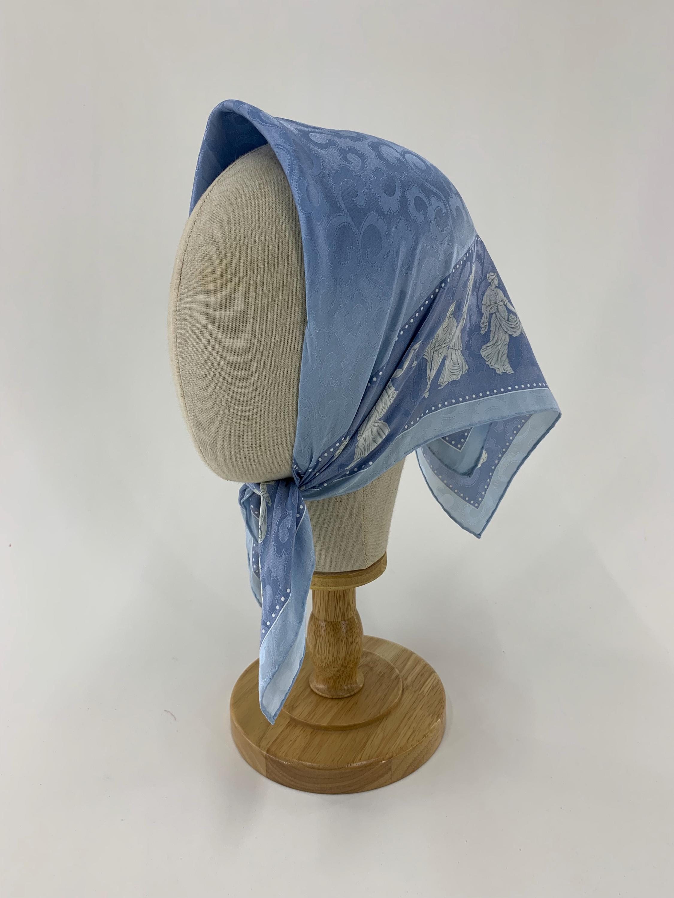 Vintage Wedgwood Silk Handkerchief Bandana Unisex Accessories Gift Neckerchief Head Wrap Babushka Cover Head Scarves Pocket Square Scarf