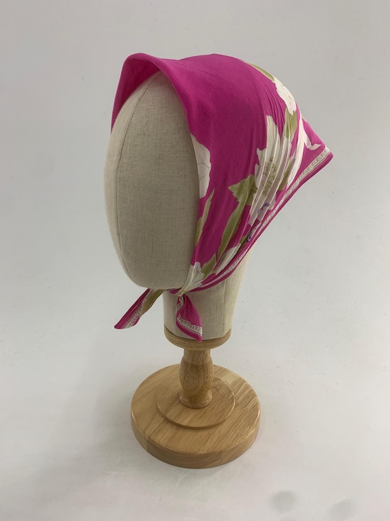 Vintage Hanae Mori Handkerchief Floral Bandana Pocket Square  display picture 1