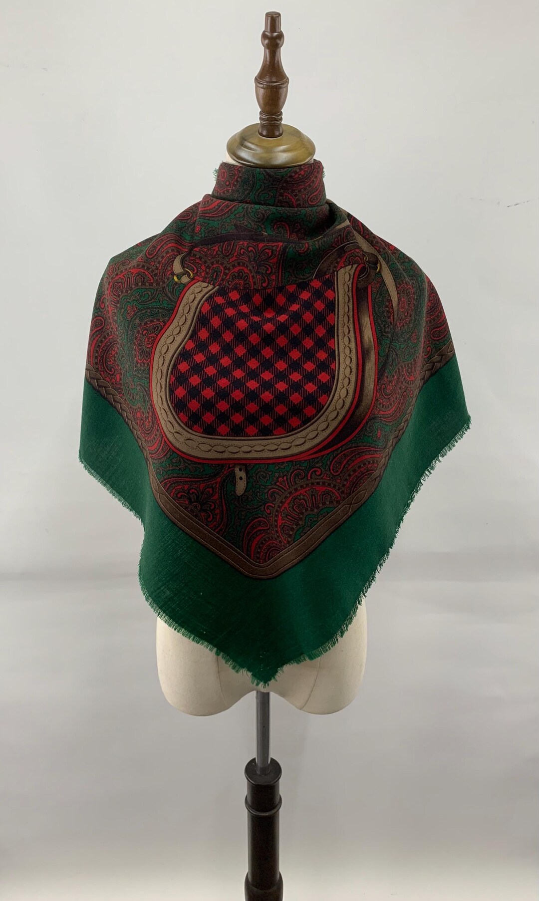 DEFECT | Vintage Gucci Scarf Animal Bird Hunting Motif, Authentic