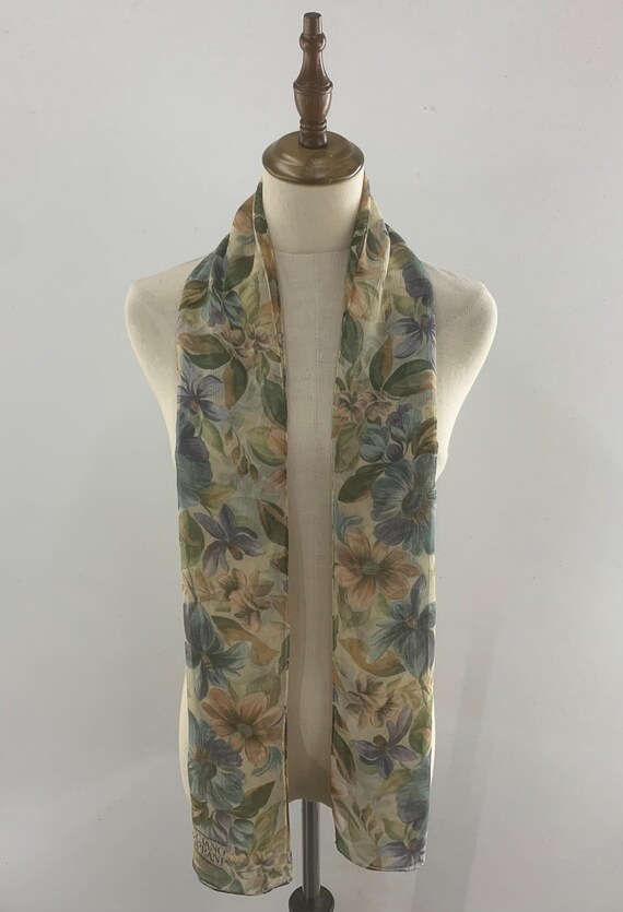 Sciarpa Quadrata In Raso Di Seta 53x53 Cm – Stampa Floreale Selvaggia – Accessorio Donna Primavera/Estate - 2