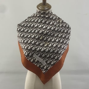 小物 AUTHENTIC VINTAGE CHRISTIAN DIOR SCARF Dior+Scarf+Detail.jpg?format=1500w