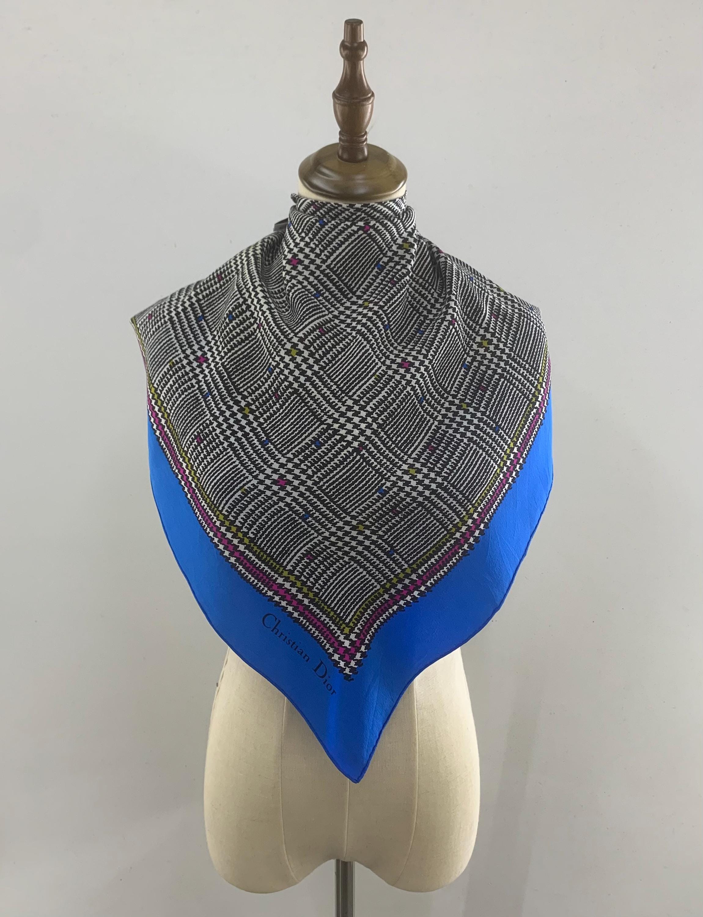 Vintage Christian Dior シルクバンダナ Vintage Christian Dior Silk Scarf, Vintage Dior Scarves Classic