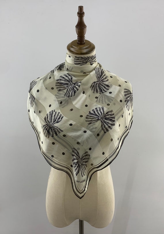 Vintage Jun Ashida Silk Scarf | Jun Ashida Scarf | Jun Ashida Accessories | Jun Ashida Foulards | Jun Ashida Scarves | Jun Ashida Stoles