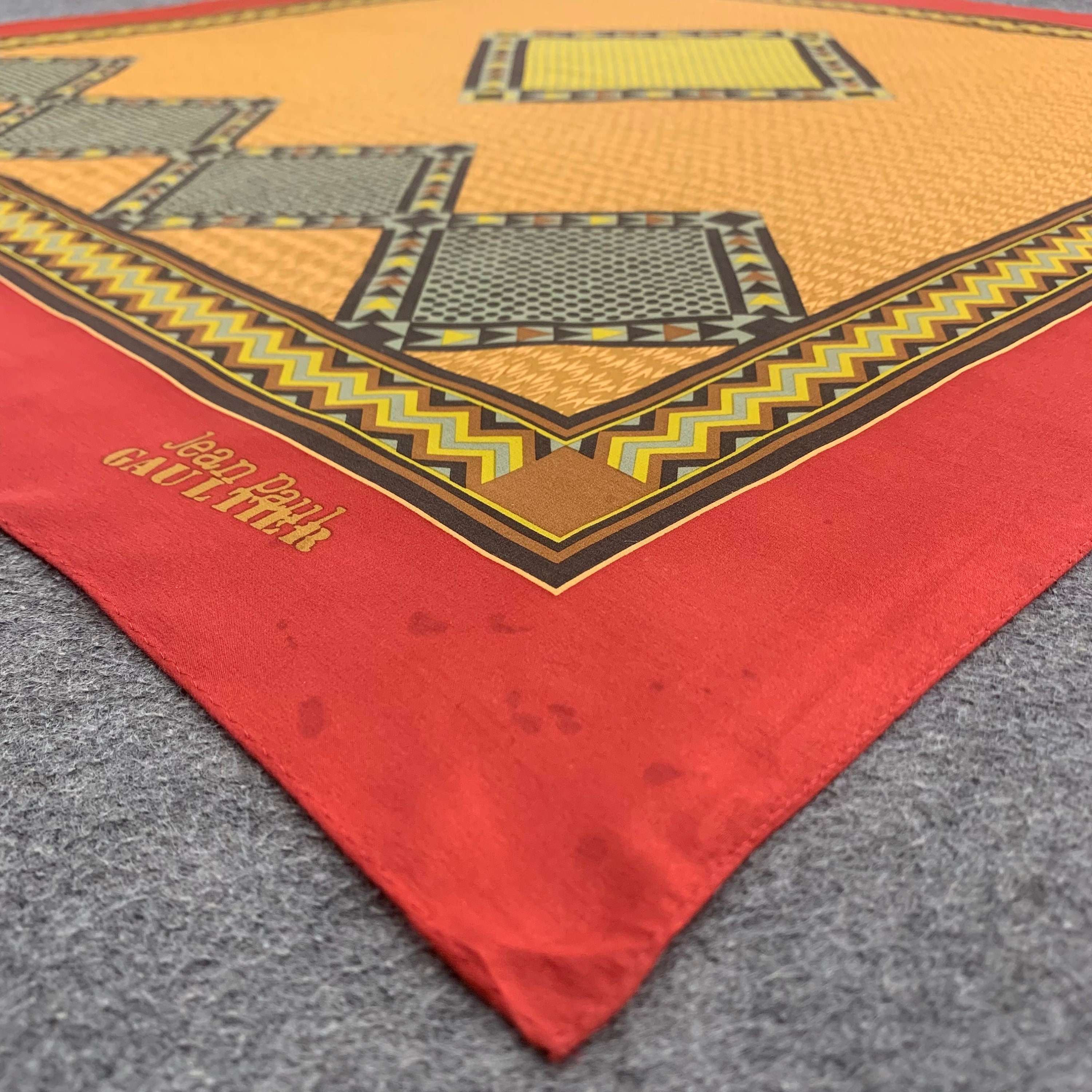 ヴィンテージ ジャンポールゴルチエ シルクスカーフ、ネックスカーフ