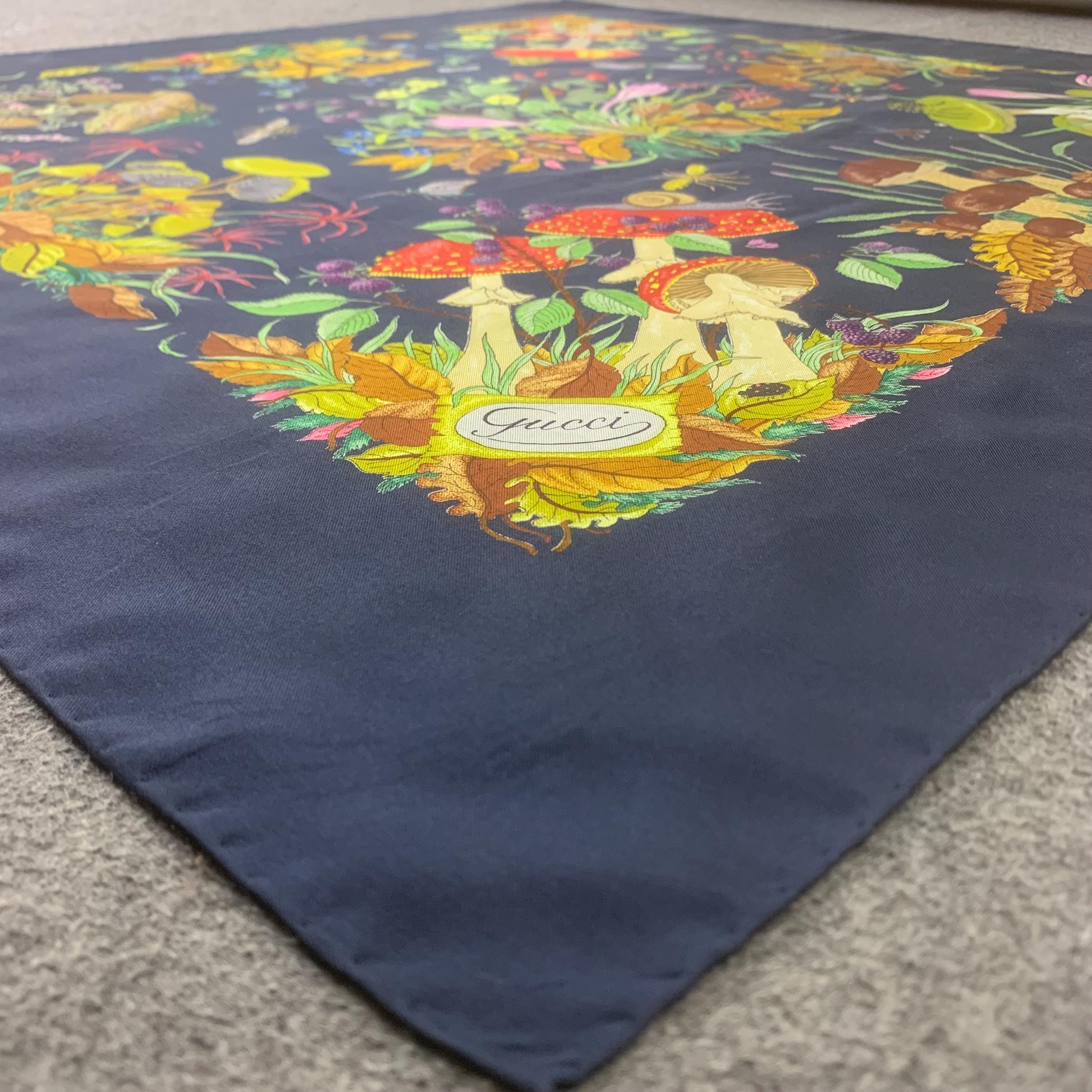 Vintage 90s Gucci Silk Scarf V.accornero Blue Navy Floral Babushka