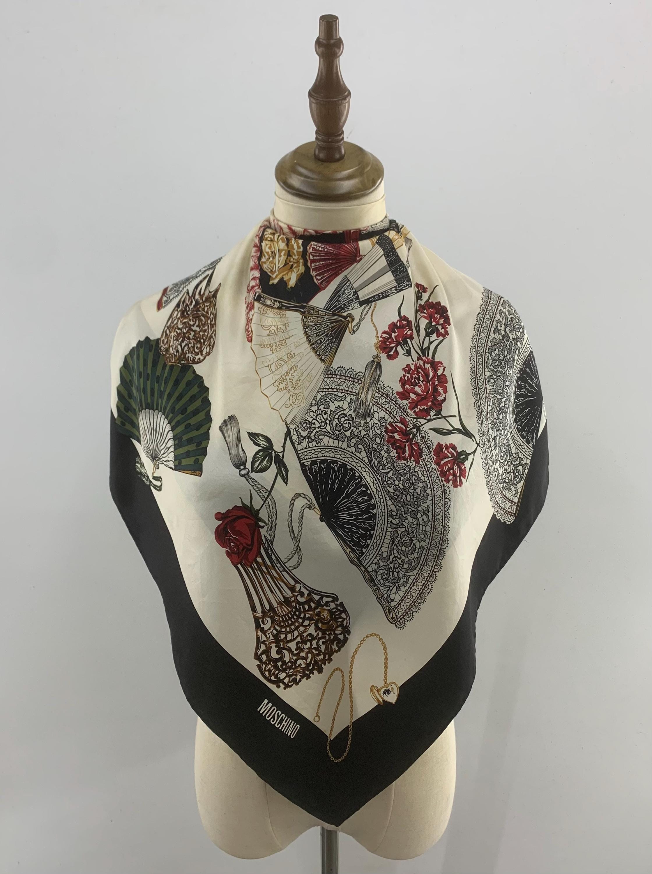 Moschino silk scarf - Etsy 日本