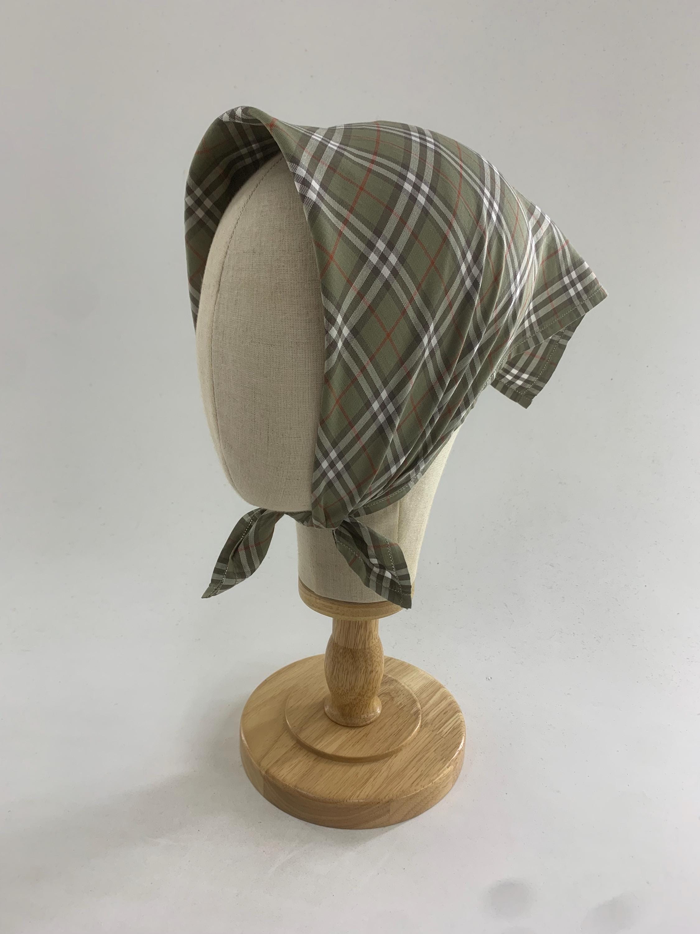 Vintage Burberry Check Handkerchief Bandana Pocket Square  display picture 1