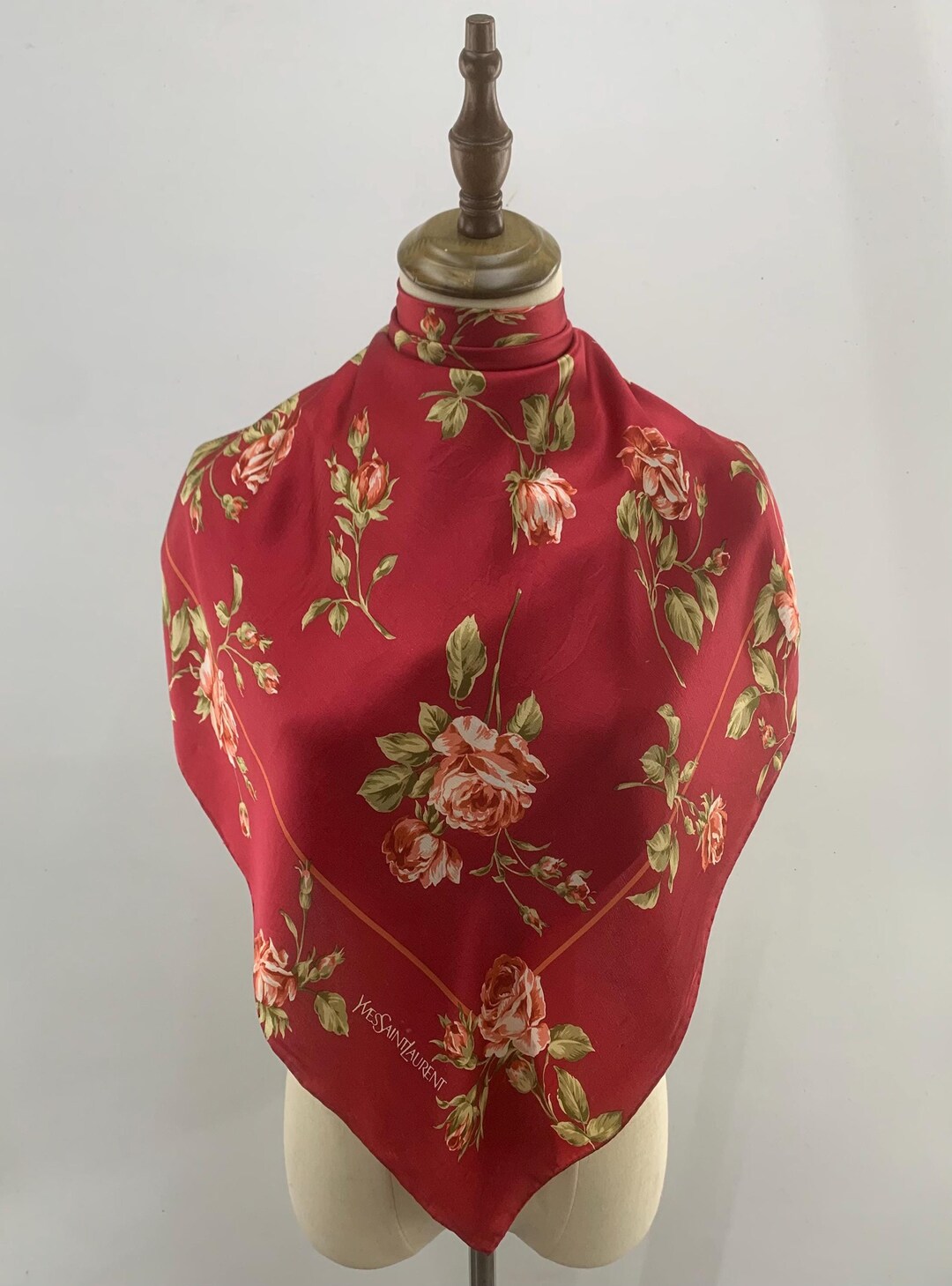 Foulard Carré En Soie Vintage Italien - Motif Floral Multicolore, Occasion Bon état