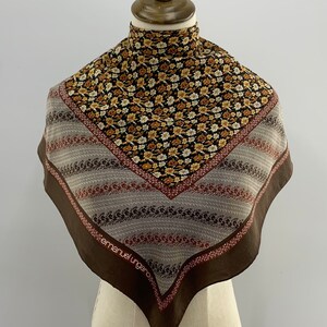 Foulard En Soie Emanuel Ungaro (marque Pierre Balmain) - Occasion, Multicolore, écharpe Femme élégante
