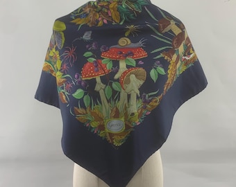 Vintage 90s Gucci Silk Scarf V.accornero Blue Navy Floral Babushka