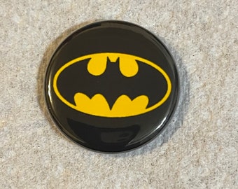 Batman themed Bottle Cap Magnets with BONUS Zipper Pull 