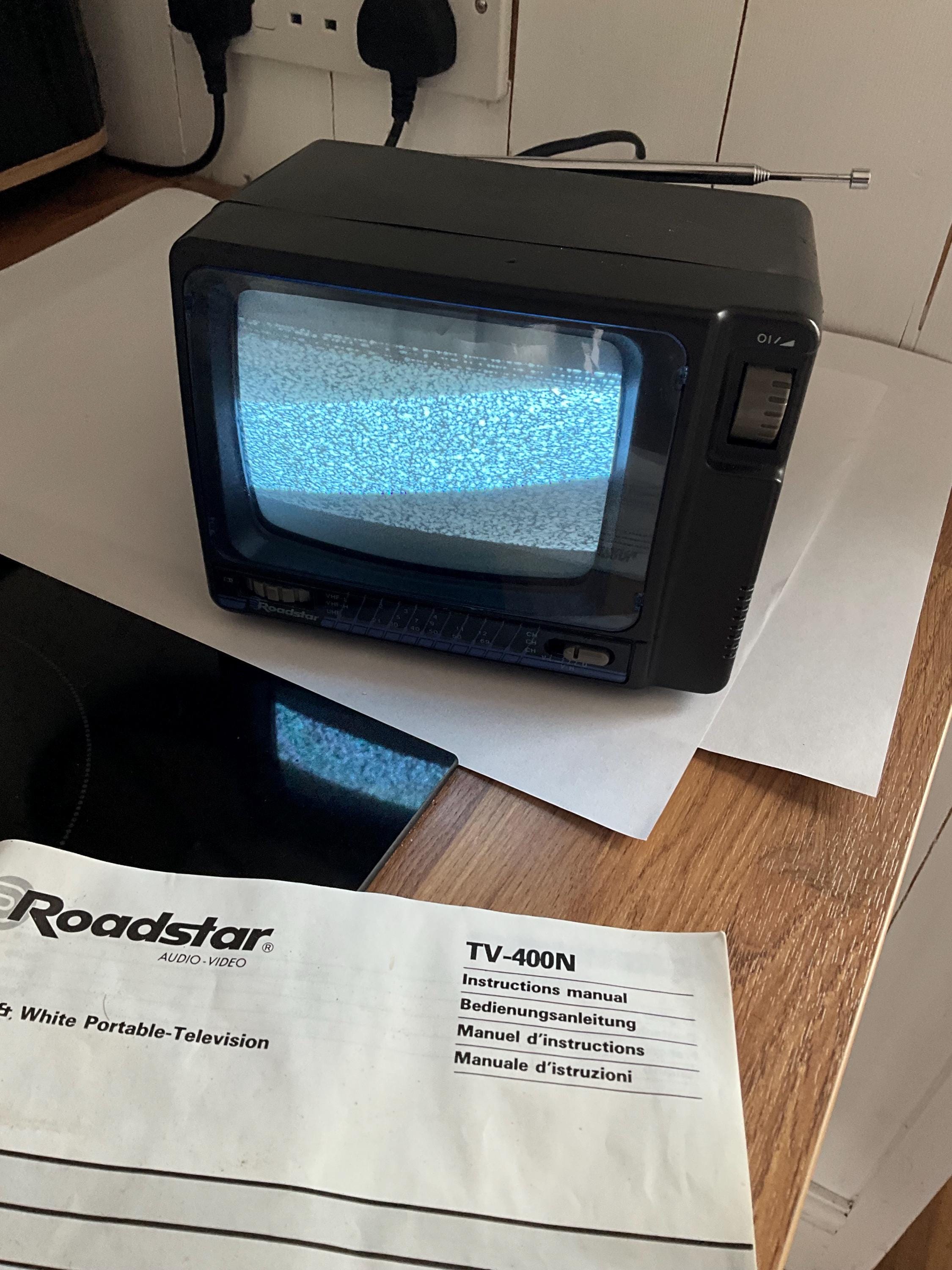 Mini TV Roadstar Modèle CTV 903 - L'écran Compact Rétro Qui Fonctionne Encore !