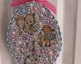 Kitsch vintage style Easter wall decoration