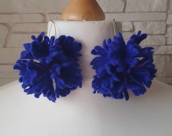 Cornflower earrings / Wool felt earrings / Felted earrings with spring flower / Gift for her