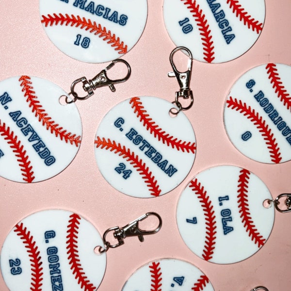 Personalized Baseball key chain / Bag Tag / Team gift