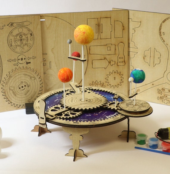 3D solar system wood model