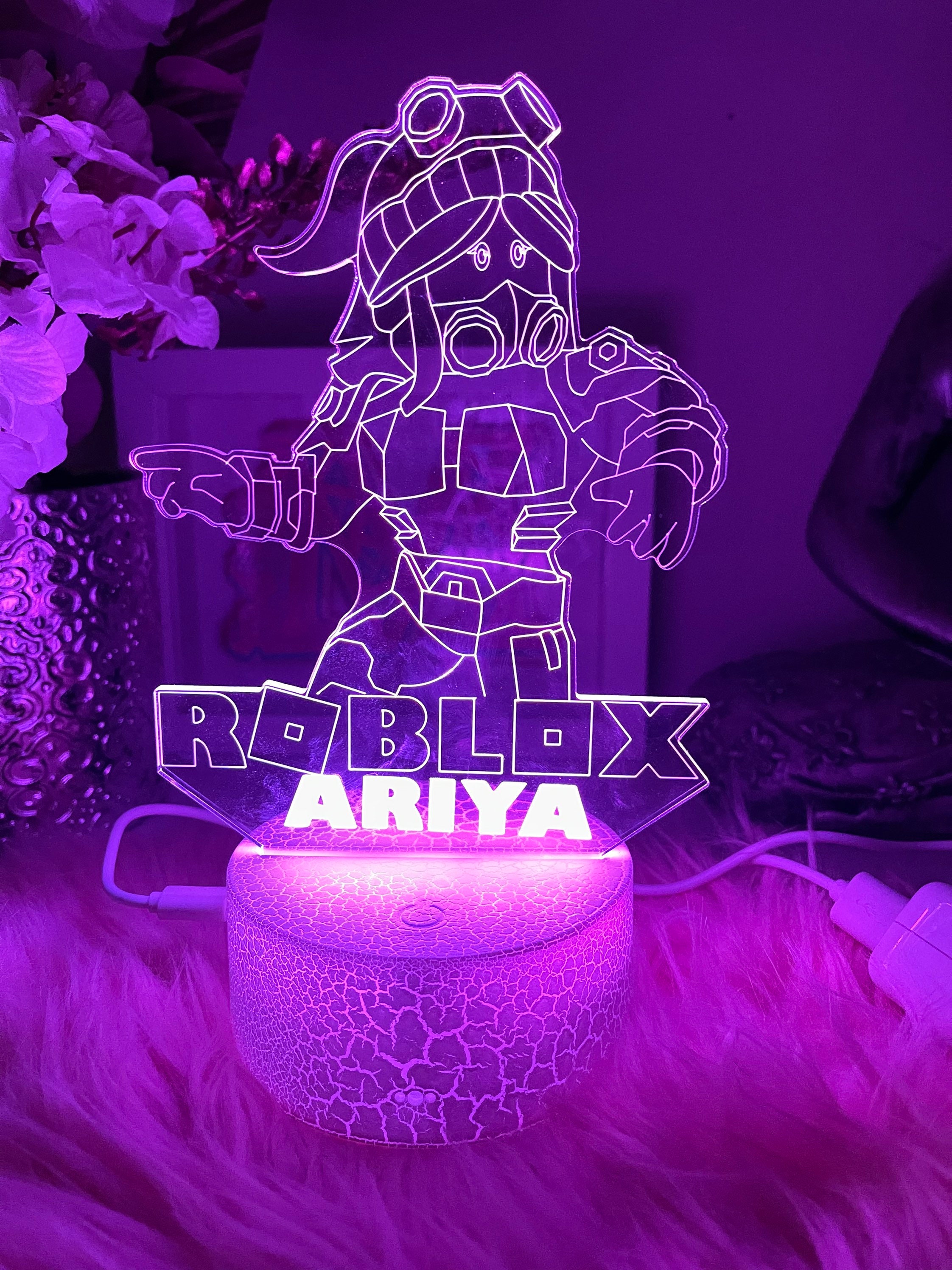 Logo Roblox 3D LED LAMP with base of your choice !