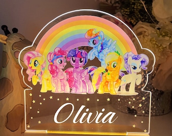 Gepersonaliseerde Little Pony regenboog nachtlampje | Aangepaste naam | verjaardagscadeau | Kinderkamer| tafellamp|Houten licht