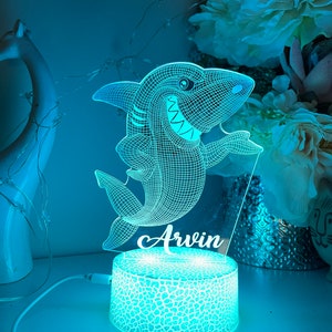 Shark 2024 table lamp