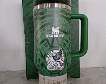 2026 Fifa World Cup 40oz Tumbler with Handle, World Cup Car Cup Stainless Steel Thermos Cup, Large Insulated Travel Mug Gift Stanley