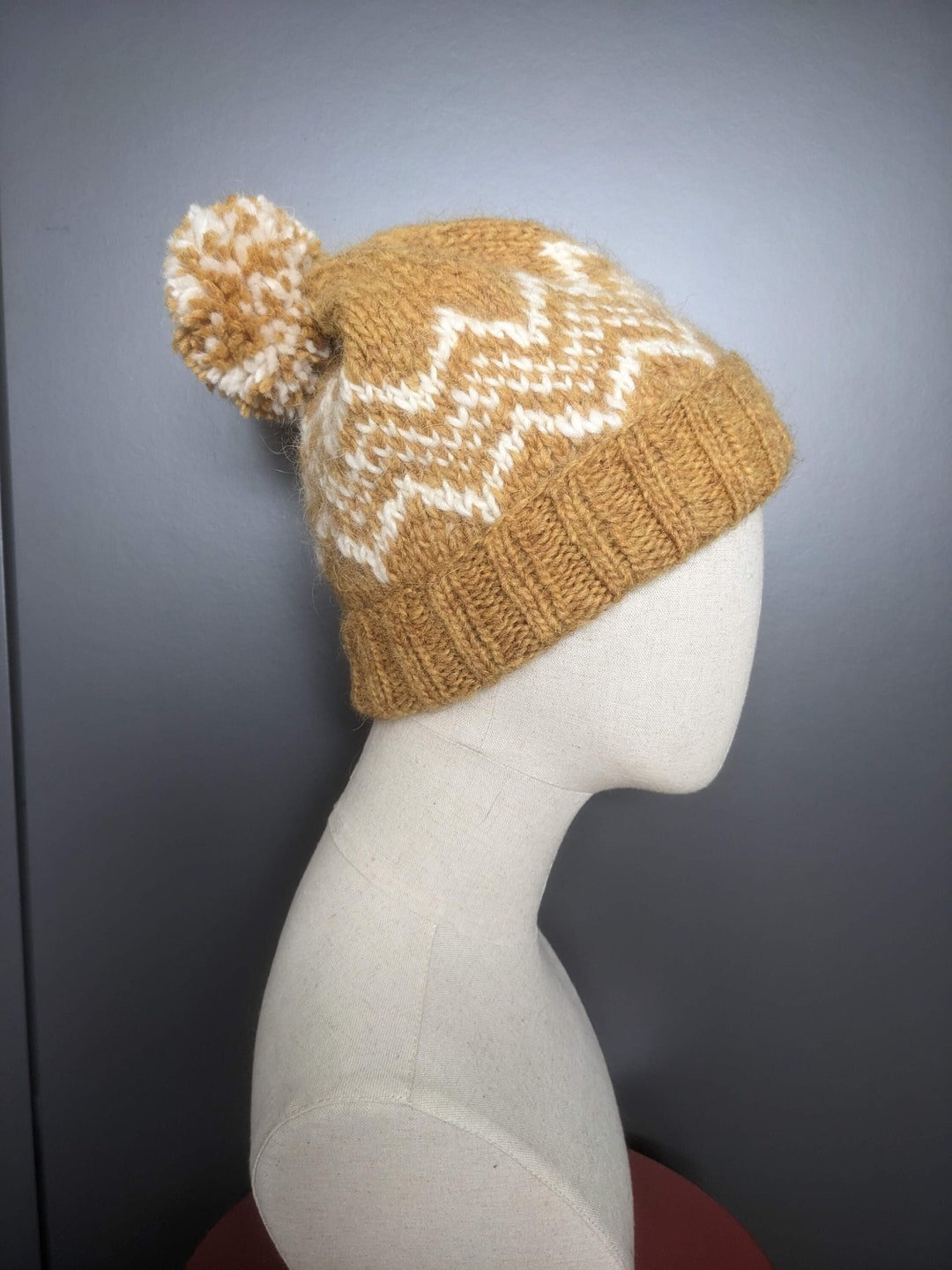 Icelandic Wool Bobble Hat - Etsy display picture 2