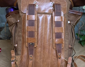 300 USD rabatt | Vintage Bushcraft-design | 45 L | Handgjord vaxad läderryggsäck för resor, camping, jakt, vandring | Personalisering