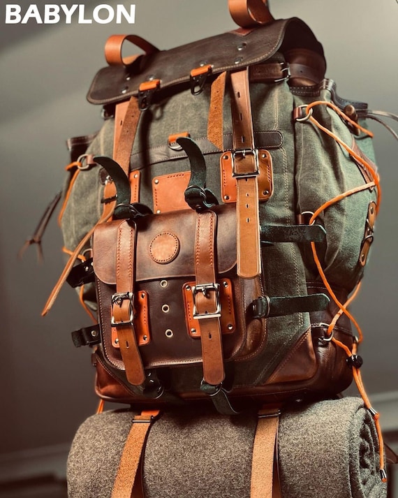 louis vuitton backpack black Shiny Calfskin Montsouris Cargo 1902194 – FASHIONPHILE Best Ultralight Backpacks of The tone 50-95 Color:Grey & Khaki