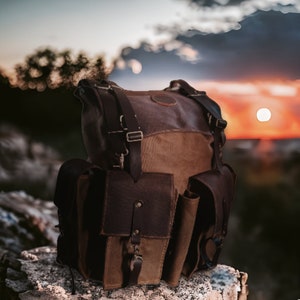 Zaino in pelle fatto a mano e tela cerata per borsa da viaggio, borsa da campeggio, borsa militare / da 37 a 40 litri / personalizzazione per la tua richiesta