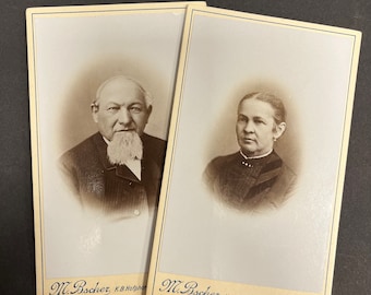 Alte Fotografie. Mann, Frau, CDV-Porträt vom Ende des 19. Jahrhunderts. Satz alte Fotos, CDV, Kabinettkarten, Vintage-Fotos