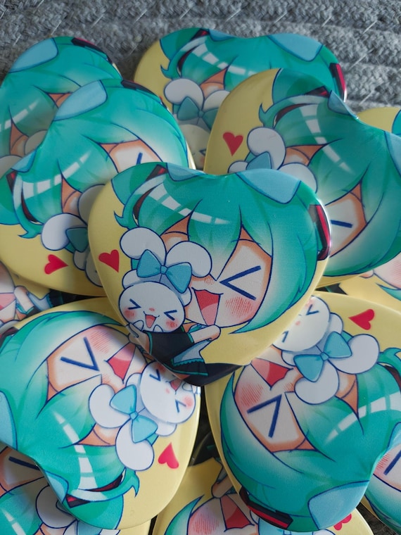 Cinnamiku Vocaloid Hatsune Miku Heart-Shaped Metal Pinback Buttons