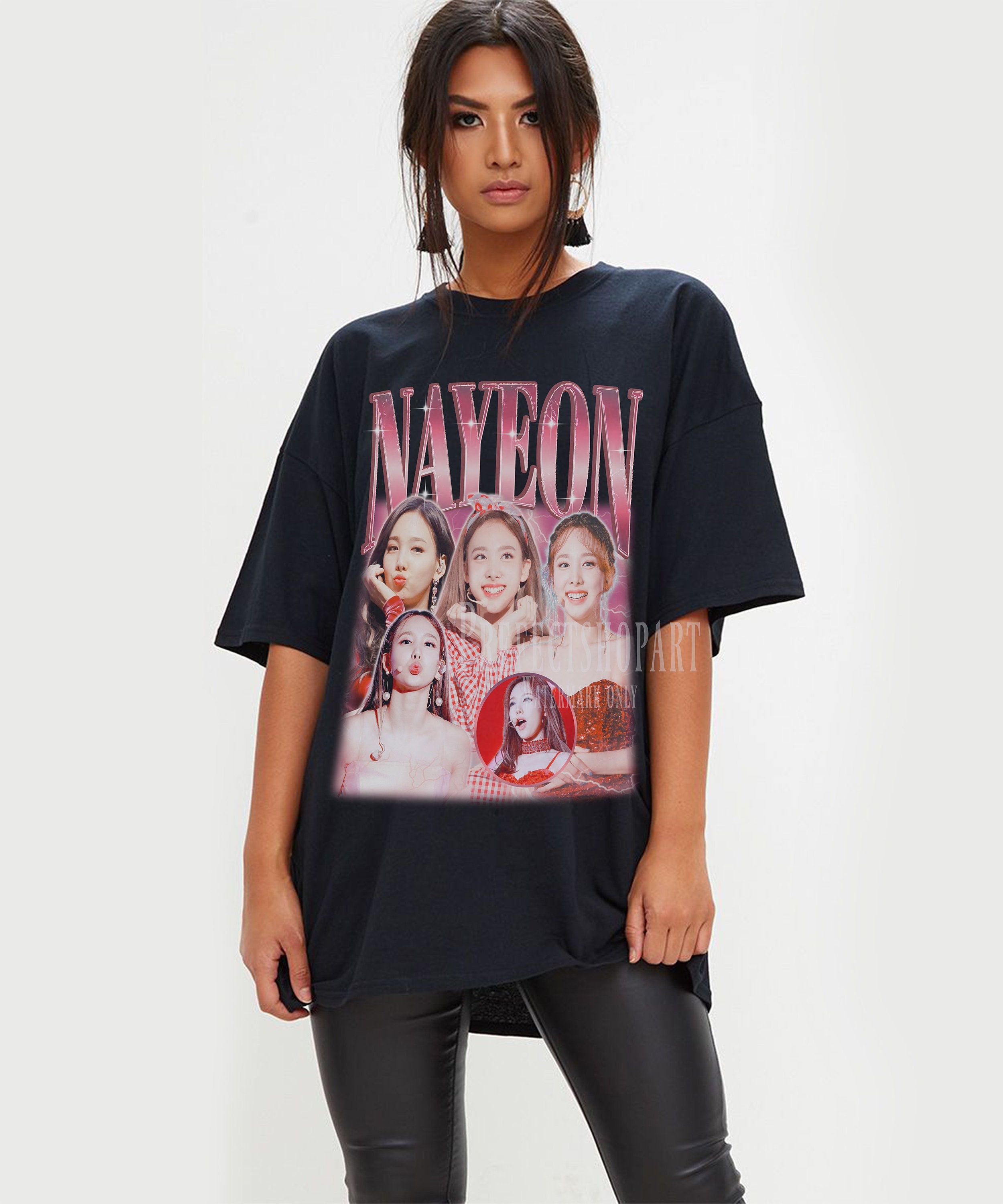 Nayeon (TWICE) · NA - Portrait T-shirt (T-shirt) [size M