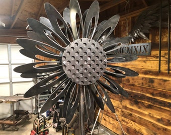 Metal sunflower