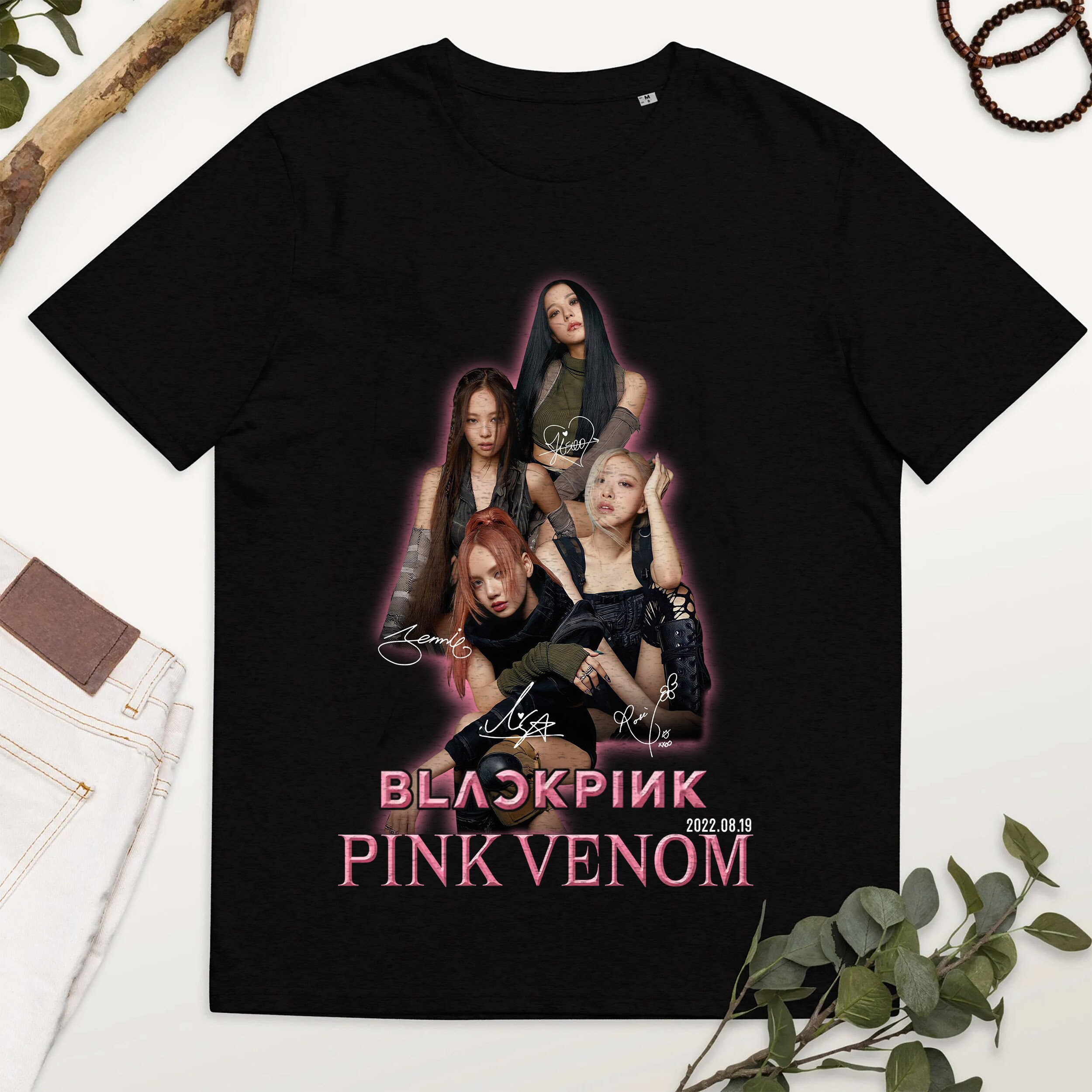 Discover Camiseta Pink Venom Blackpink Born Pink Tour Mundial 2022 2023 para Hombre Mujer