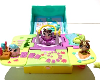 Littlest Pet Shop ラウンド＆ラウンド / タウン プレイセット LPS
