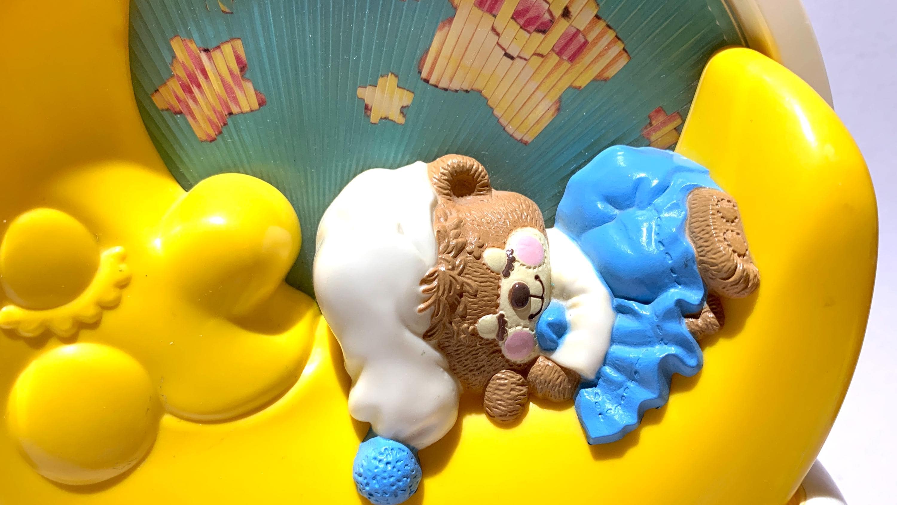 Vintage Fisher-price 1402 Music Box Moon – 1986 Wind-up Crib Toy