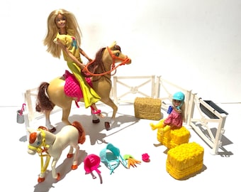 BARBIE CALI fille cheval PACIFICA Mattel jouet Palomino 2004 H2595 vintage *RARE