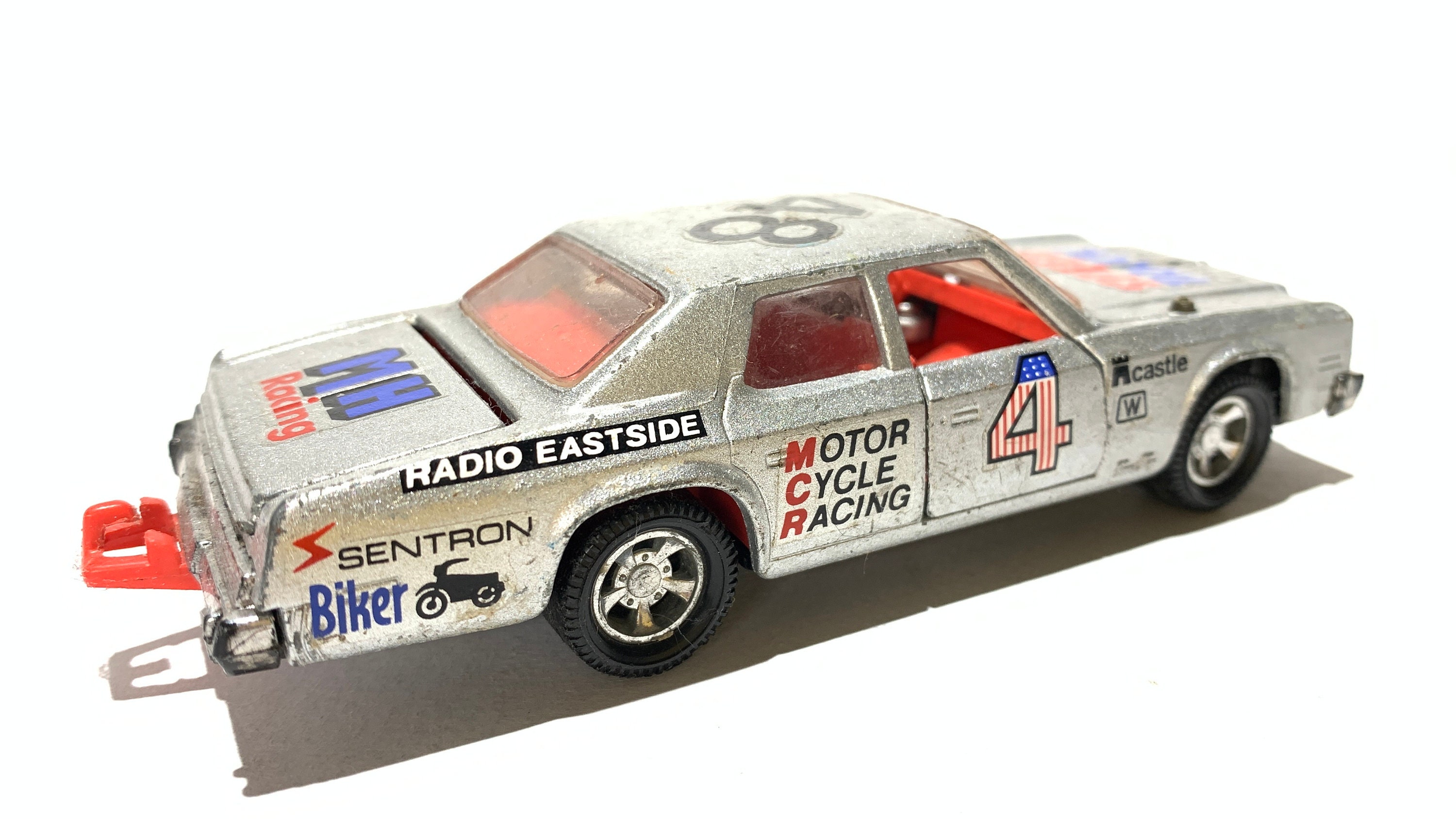 ミニカー MATCHBOX RACING CAR TRANSRORTER 1983 Matchbox Kenworth Cabover Racing Transporter, 1983