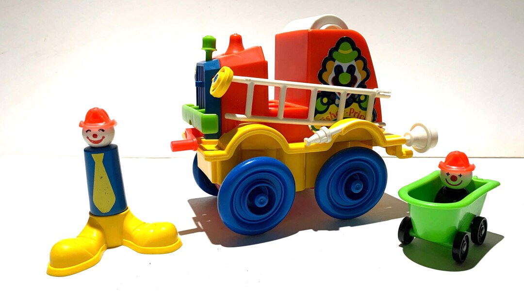Fisher Price Circus Fire Truck 657 - Complete Playset - Little People ...