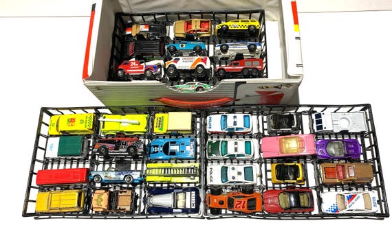 ヴィンテージ MATCHBOX マッチボックス キャリーケース ミニカー 22台 Vintage Matchbox Cars Collection 1:64 – 36 Diecast Model Cars With