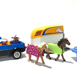 Rimorchio per cavalli Playmobil con auto blu cavalli Playmobil