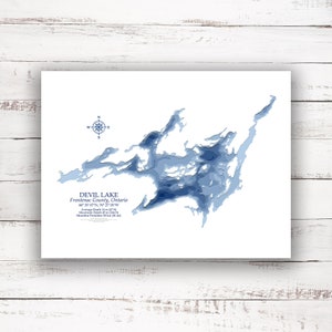 Devil Lake Comté de Frontenac | Carte du lac | Carte bathymétrique | Carte personnalisée du lac | Impression poster 2D | Art de la carte du lac | Idée cadeau chalet chalet
