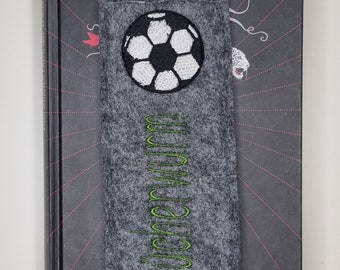 Lesezeichen Filz Fußball grau grün Entspannung Geschenk Einschulung