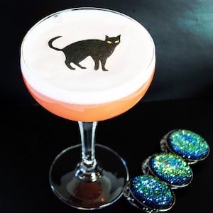 Halloween Cocktail Toppers: Black Cat Edible Wafer Art