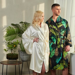 Bridal party robe, Japanese kimono sleeves, white satin robe, dressing gown, honeymoon lounge wear, Japanese dressing gown