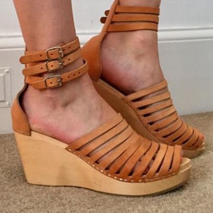 Beige Wooden Clogs Platforms HASBEENS Y2K Vintage Woven Sandals Clogs Ankle Strap Clogs Braided Clogs Leather Wood Clogs Us 7.5 UK 5 EU 38