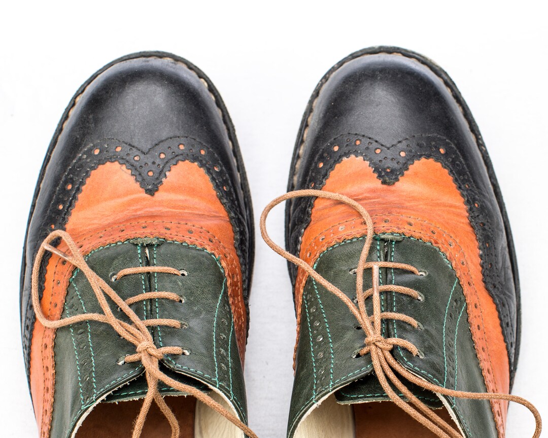 Vintage Men's Brogue Shoes - Classic Low Heel Casual Elegance main image 0