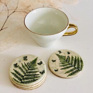 Green fern coasters Set of 4, botanical Coasters, handmade coaster, Coasters With Texture, round green coasters, new home gift, host gifts