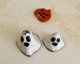Handmade Terracotta Ghost Figurines, Halloween Decor, Set of 2