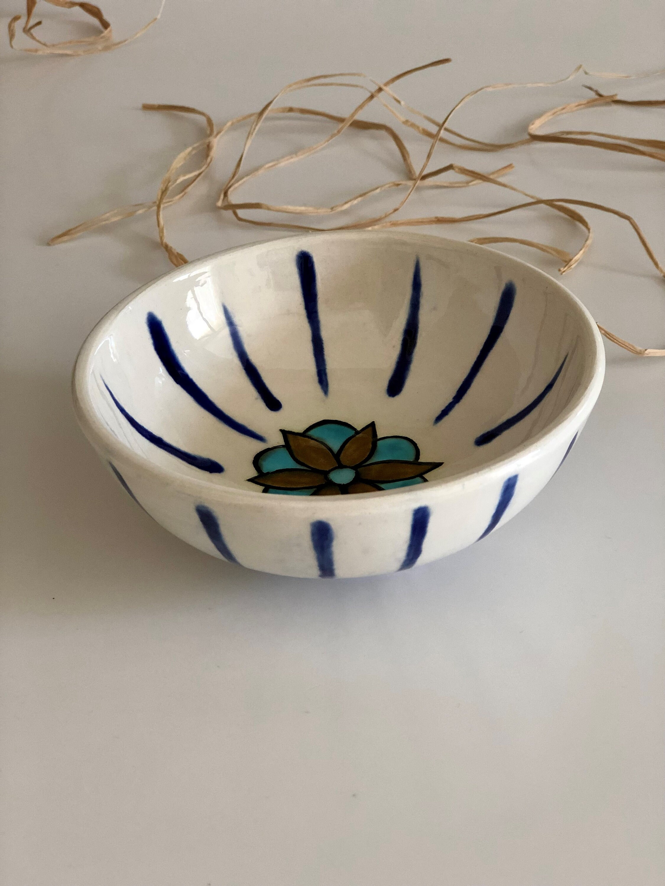 手描き陶器ボウルセット：青い花柄陶器、小さな装飾ボウル - Etsy 日本