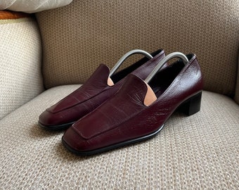 Vintage Burgundy Leather Loafers Italian shoes Square Toes Size EU 39,5 US 8,5 UK 6,5